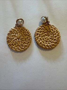 Woven Rattan Disc Earrings with Pearl Studs - Natural
